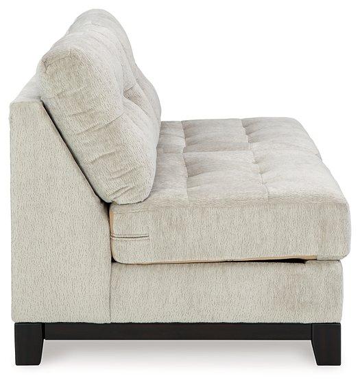 Maxon Place Sectional with Chaise - Premium Sectional from Ashley Furniture - Just $1773.48! Shop now at Furniture Wholesale Plus  We are the best furniture store in Nashville, Hendersonville, Goodlettsville, Madison, Antioch, Mount Juliet, Lebanon, Gallatin, Springfield, Murfreesboro, Franklin, Brentwood