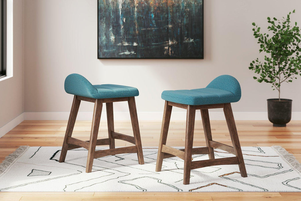 Lyncott Counter Height Bar Stool - Premium Barstool from Ashley Furniture - Just $92.51! Shop now at Furniture Wholesale Plus  We are the best furniture store in Nashville, Hendersonville, Goodlettsville, Madison, Antioch, Mount Juliet, Lebanon, Gallatin, Springfield, Murfreesboro, Franklin, Brentwood