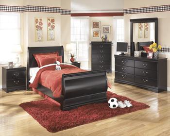 Huey Vineyard Dresser - Premium Dresser from Ashley Furniture - Just $305.69! Shop now at Furniture Wholesale Plus  We are the best furniture store in Nashville, Hendersonville, Goodlettsville, Madison, Antioch, Mount Juliet, Lebanon, Gallatin, Springfield, Murfreesboro, Franklin, Brentwood