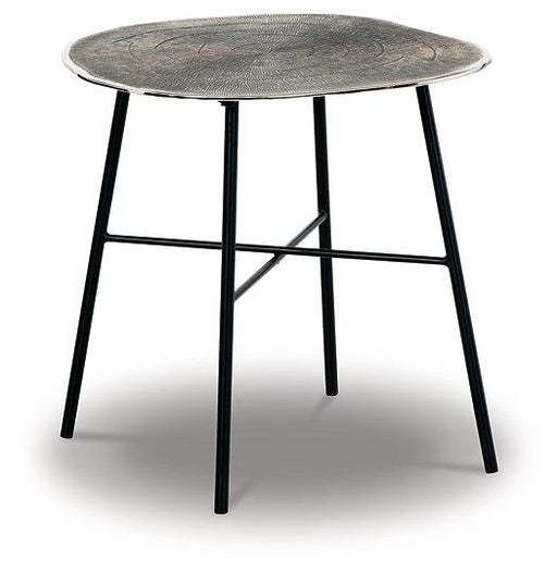 Laverford End Table - Premium End Table from Ashley Furniture - Just $189.12! Shop now at Furniture Wholesale Plus  We are the best furniture store in Nashville, Hendersonville, Goodlettsville, Madison, Antioch, Mount Juliet, Lebanon, Gallatin, Springfield, Murfreesboro, Franklin, Brentwood