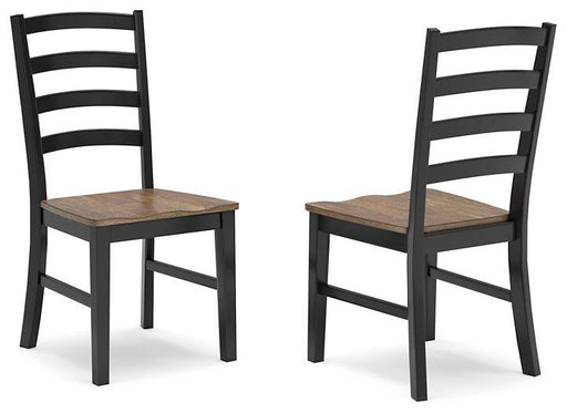 Wildenauer Dining Chair - Premium Dining Chair from Ashley Furniture - Just $82.46! Shop now at Furniture Wholesale Plus  We are the best furniture store in Nashville, Hendersonville, Goodlettsville, Madison, Antioch, Mount Juliet, Lebanon, Gallatin, Springfield, Murfreesboro, Franklin, Brentwood