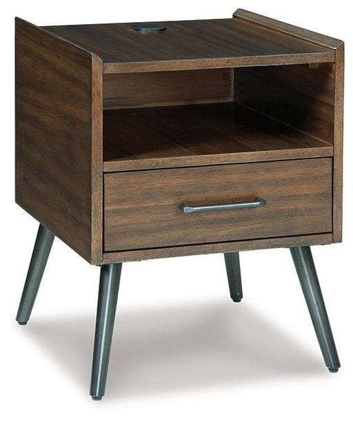 Calmoni End Table - Premium End Table from Ashley Furniture - Just $226.19! Shop now at Furniture Wholesale Plus  We are the best furniture store in Nashville, Hendersonville, Goodlettsville, Madison, Antioch, Mount Juliet, Lebanon, Gallatin, Springfield, Murfreesboro, Franklin, Brentwood