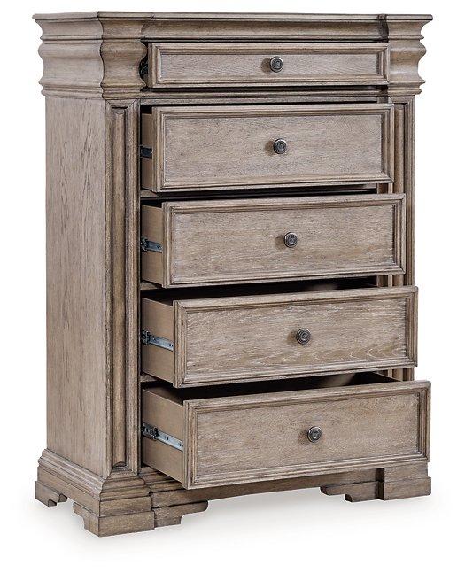 Blairhurst Chest of Drawers - Premium Chest from Ashley Furniture - Just $746.13! Shop now at Furniture Wholesale Plus  We are the best furniture store in Nashville, Hendersonville, Goodlettsville, Madison, Antioch, Mount Juliet, Lebanon, Gallatin, Springfield, Murfreesboro, Franklin, Brentwood