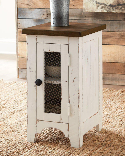 Wystfield Chairside End Table - Premium End Table from Ashley Furniture - Just $152.04! Shop now at Furniture Wholesale Plus  We are the best furniture store in Nashville, Hendersonville, Goodlettsville, Madison, Antioch, Mount Juliet, Lebanon, Gallatin, Springfield, Murfreesboro, Franklin, Brentwood