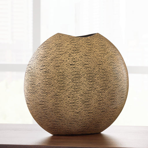 Iansboro Vase - Premium Vase from Ashley Furniture - Just $47.88! Shop now at Furniture Wholesale Plus  We are the best furniture store in Nashville, Hendersonville, Goodlettsville, Madison, Antioch, Mount Juliet, Lebanon, Gallatin, Springfield, Murfreesboro, Franklin, Brentwood