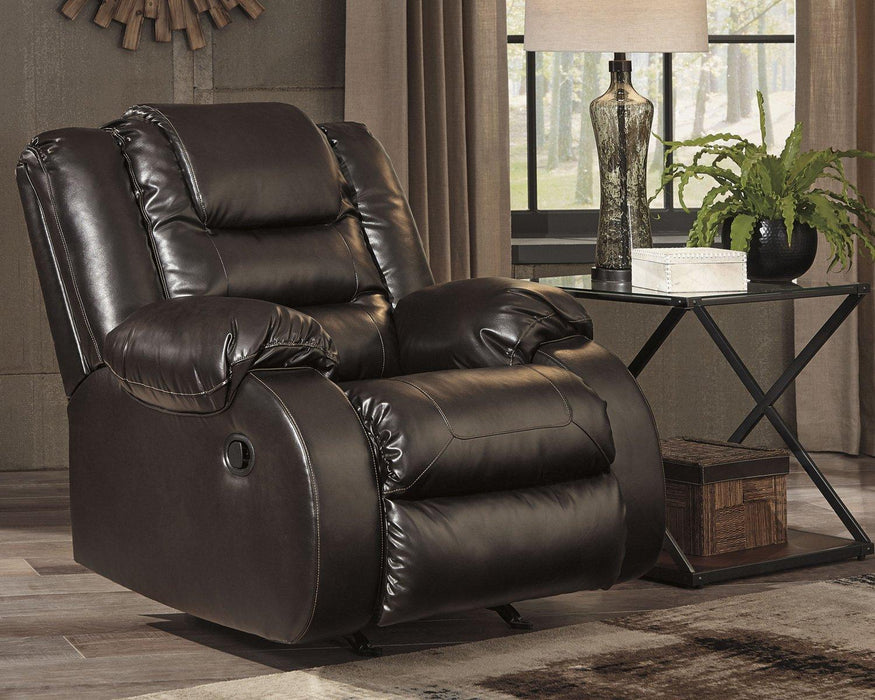 Vacherie Living Room Set - Premium Living Room Set from Ashley Furniture - Just $1614.18! Shop now at Furniture Wholesale Plus  We are the best furniture store in Nashville, Hendersonville, Goodlettsville, Madison, Antioch, Mount Juliet, Lebanon, Gallatin, Springfield, Murfreesboro, Franklin, Brentwood