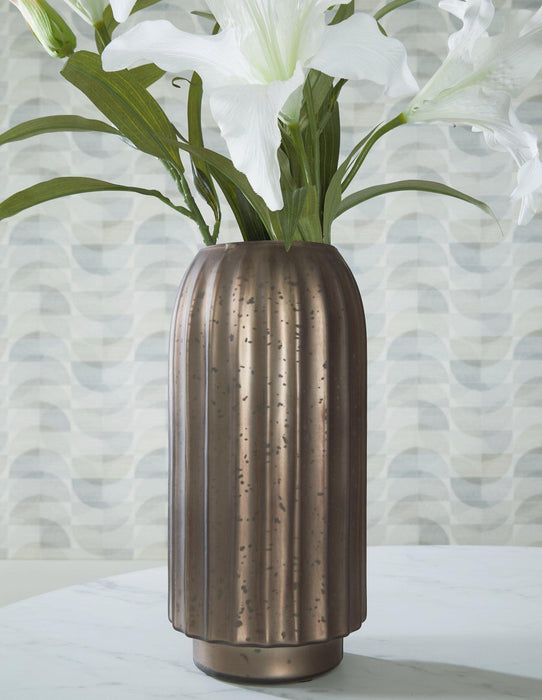 Briarcott Vase - Premium Vase from Ashley Furniture - Just $37.29! Shop now at Furniture Wholesale Plus  We are the best furniture store in Nashville, Hendersonville, Goodlettsville, Madison, Antioch, Mount Juliet, Lebanon, Gallatin, Springfield, Murfreesboro, Franklin, Brentwood