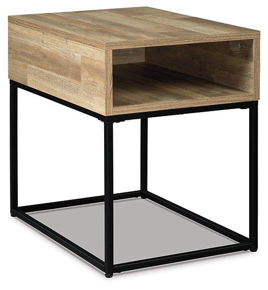 Gerdanet End Table - Premium End Table from Ashley Furniture - Just $79.66! Shop now at Furniture Wholesale Plus  We are the best furniture store in Nashville, Hendersonville, Goodlettsville, Madison, Antioch, Mount Juliet, Lebanon, Gallatin, Springfield, Murfreesboro, Franklin, Brentwood