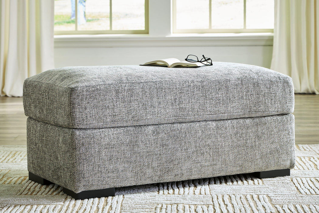 Dunmor Ottoman - Premium Ottoman from Ashley Furniture - Just $283.43! Shop now at Furniture Wholesale Plus  We are the best furniture store in Nashville, Hendersonville, Goodlettsville, Madison, Antioch, Mount Juliet, Lebanon, Gallatin, Springfield, Murfreesboro, Franklin, Brentwood