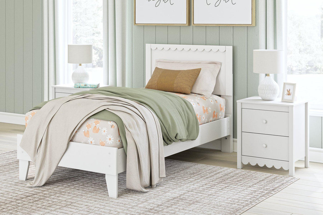 Hallityn Bed - Premium Bed from Ashley Furniture - Just $143.49! Shop now at Furniture Wholesale Plus  We are the best furniture store in Nashville, Hendersonville, Goodlettsville, Madison, Antioch, Mount Juliet, Lebanon, Gallatin, Springfield, Murfreesboro, Franklin, Brentwood