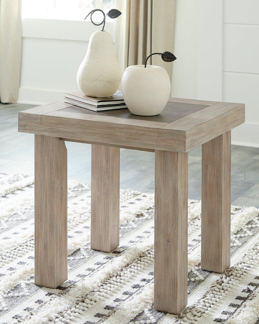 Hennington End Table - Premium End Table from Ashley Furniture - Just $171.46! Shop now at Furniture Wholesale Plus  We are the best furniture store in Nashville, Hendersonville, Goodlettsville, Madison, Antioch, Mount Juliet, Lebanon, Gallatin, Springfield, Murfreesboro, Franklin, Brentwood