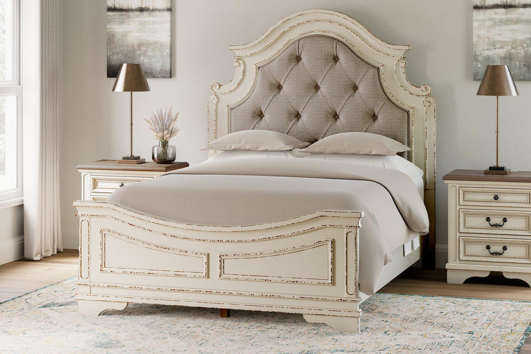 Realyn Bedroom Set - Premium Bedroom Set from Ashley Furniture - Just $1240.86! Shop now at Furniture Wholesale Plus  We are the best furniture store in Nashville, Hendersonville, Goodlettsville, Madison, Antioch, Mount Juliet, Lebanon, Gallatin, Springfield, Murfreesboro, Franklin, Brentwood