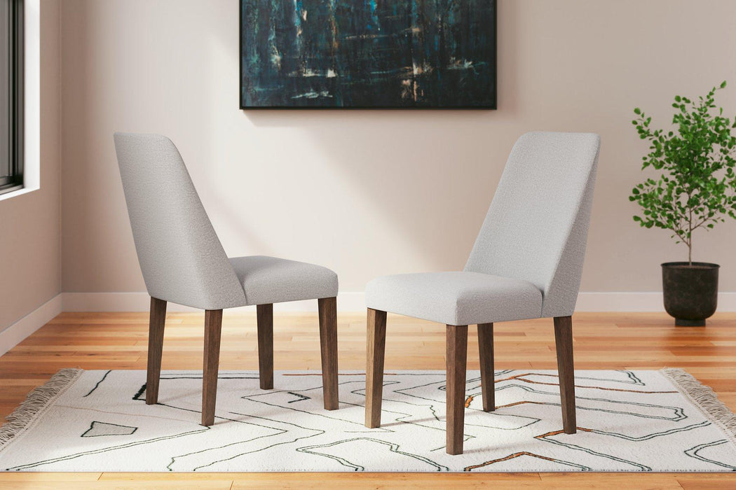 Lyncott Dining Chair - Premium Dining Chair from Ashley Furniture - Just $114.64! Shop now at Furniture Wholesale Plus  We are the best furniture store in Nashville, Hendersonville, Goodlettsville, Madison, Antioch, Mount Juliet, Lebanon, Gallatin, Springfield, Murfreesboro, Franklin, Brentwood