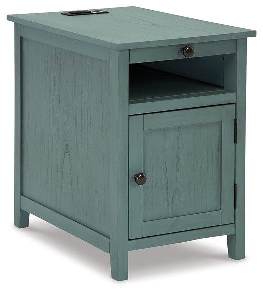 Treytown Chairside End Table - Premium End Table from Ashley Furniture - Just $152.04! Shop now at Furniture Wholesale Plus  We are the best furniture store in Nashville, Hendersonville, Goodlettsville, Madison, Antioch, Mount Juliet, Lebanon, Gallatin, Springfield, Murfreesboro, Franklin, Brentwood