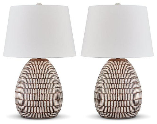 Darrich Lamp Set - Premium Table Lamp Set from Ashley Furniture - Just $215.82! Shop now at Furniture Wholesale Plus  We are the best furniture store in Nashville, Hendersonville, Goodlettsville, Madison, Antioch, Mount Juliet, Lebanon, Gallatin, Springfield, Murfreesboro, Franklin, Brentwood