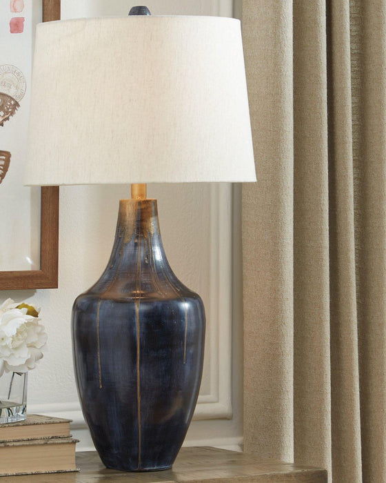 Evania Table Lamp - Premium Table Lamp from Ashley Furniture - Just $125.56! Shop now at Furniture Wholesale Plus  We are the best furniture store in Nashville, Hendersonville, Goodlettsville, Madison, Antioch, Mount Juliet, Lebanon, Gallatin, Springfield, Murfreesboro, Franklin, Brentwood