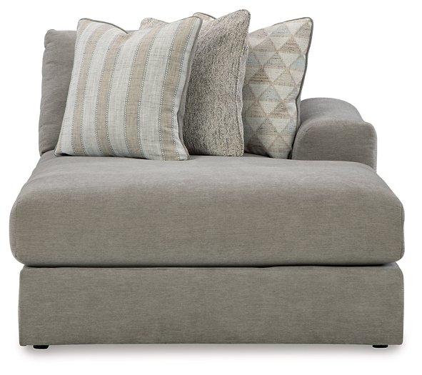 Avaliyah Sectional with Chaise - Premium Sectional from Ashley Furniture - Just $1462.33! Shop now at Furniture Wholesale Plus  We are the best furniture store in Nashville, Hendersonville, Goodlettsville, Madison, Antioch, Mount Juliet, Lebanon, Gallatin, Springfield, Murfreesboro, Franklin, Brentwood