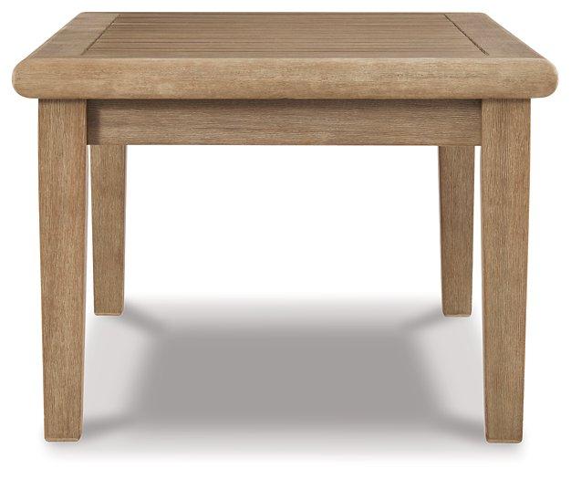 Gerianne Coffee Table - Premium Outdoor Cocktail Table from Ashley Furniture - Just $289.74! Shop now at Furniture Wholesale Plus  We are the best furniture store in Nashville, Hendersonville, Goodlettsville, Madison, Antioch, Mount Juliet, Lebanon, Gallatin, Springfield, Murfreesboro, Franklin, Brentwood