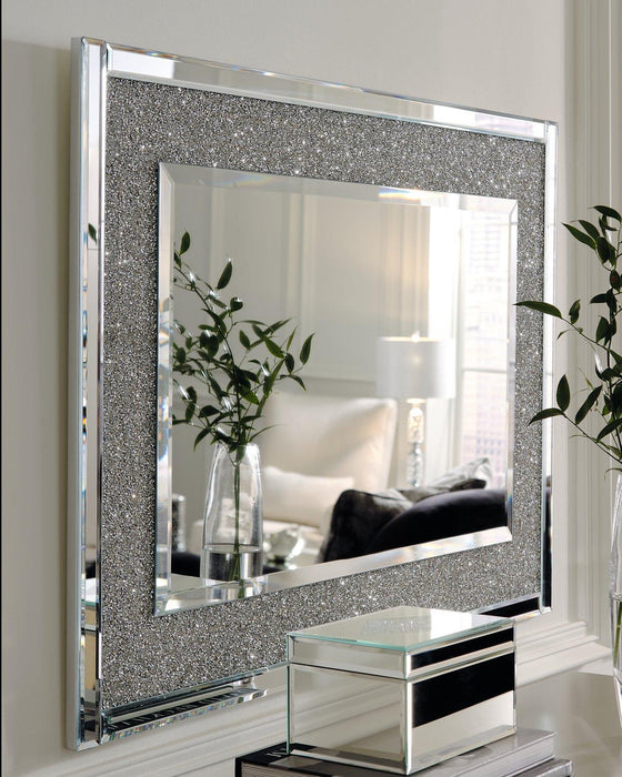 Kingsleigh Accent Mirror - Premium Mirror from Ashley Furniture - Just $192.76! Shop now at Furniture Wholesale Plus  We are the best furniture store in Nashville, Hendersonville, Goodlettsville, Madison, Antioch, Mount Juliet, Lebanon, Gallatin, Springfield, Murfreesboro, Franklin, Brentwood