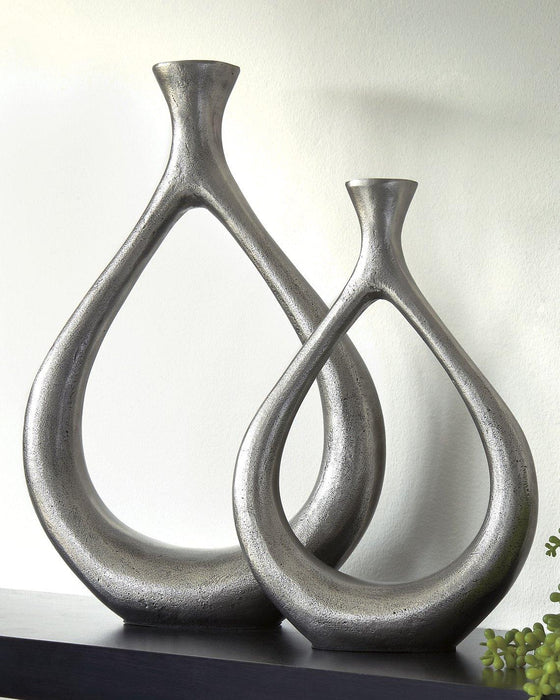 Dimaia Vase (Set of 2) - Premium Vase from Ashley Furniture - Just $164.40! Shop now at Furniture Wholesale Plus  We are the best furniture store in Nashville, Hendersonville, Goodlettsville, Madison, Antioch, Mount Juliet, Lebanon, Gallatin, Springfield, Murfreesboro, Franklin, Brentwood