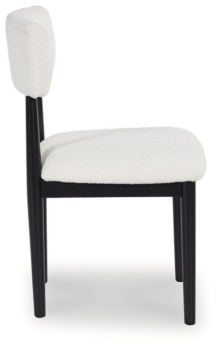 Xandrum Dining Chair - Premium Dining Chair from Ashley Furniture - Just $104.58! Shop now at Furniture Wholesale Plus  We are the best furniture store in Nashville, Hendersonville, Goodlettsville, Madison, Antioch, Mount Juliet, Lebanon, Gallatin, Springfield, Murfreesboro, Franklin, Brentwood