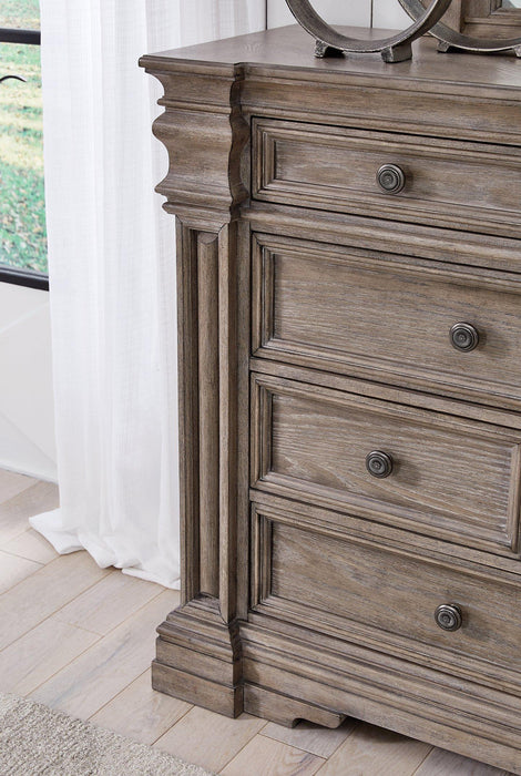 Blairhurst Dresser - Premium Dresser from Ashley Furniture - Just $890.93! Shop now at Furniture Wholesale Plus  We are the best furniture store in Nashville, Hendersonville, Goodlettsville, Madison, Antioch, Mount Juliet, Lebanon, Gallatin, Springfield, Murfreesboro, Franklin, Brentwood