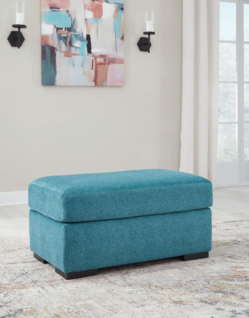 Keerwick Ottoman - Premium Ottoman from Ashley Furniture - Just $209.28! Shop now at Furniture Wholesale Plus  We are the best furniture store in Nashville, Hendersonville, Goodlettsville, Madison, Antioch, Mount Juliet, Lebanon, Gallatin, Springfield, Murfreesboro, Franklin, Brentwood