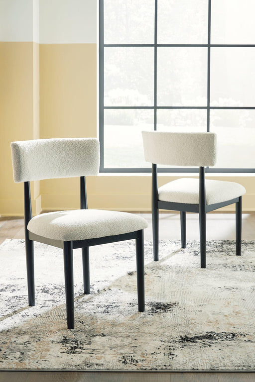 Xandrum Dining Chair - Premium Dining Chair from Ashley Furniture - Just $104.58! Shop now at Furniture Wholesale Plus  We are the best furniture store in Nashville, Hendersonville, Goodlettsville, Madison, Antioch, Mount Juliet, Lebanon, Gallatin, Springfield, Murfreesboro, Franklin, Brentwood