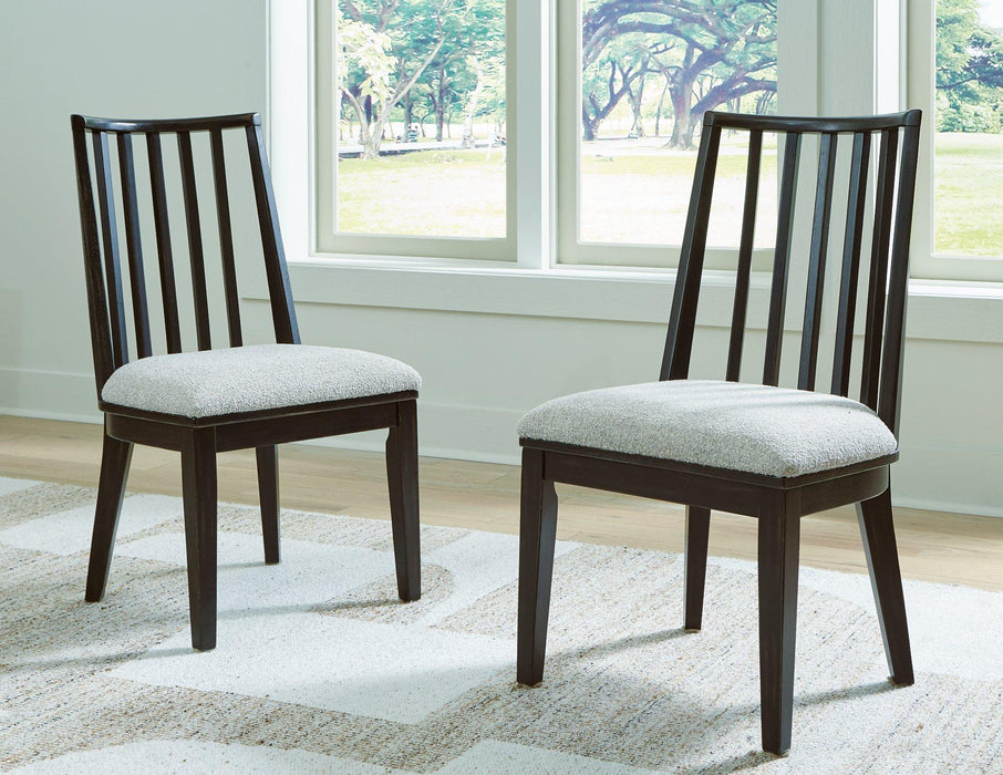 Galliden Dining Chair - Premium Dining Chair from Ashley Furniture - Just $124.69! Shop now at Furniture Wholesale Plus  We are the best furniture store in Nashville, Hendersonville, Goodlettsville, Madison, Antioch, Mount Juliet, Lebanon, Gallatin, Springfield, Murfreesboro, Franklin, Brentwood