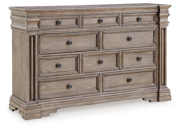 Blairhurst Dresser - Premium Dresser from Ashley Furniture - Just $890.93! Shop now at Furniture Wholesale Plus  We are the best furniture store in Nashville, Hendersonville, Goodlettsville, Madison, Antioch, Mount Juliet, Lebanon, Gallatin, Springfield, Murfreesboro, Franklin, Brentwood