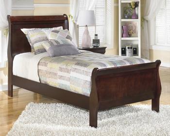 Alisdair Bedroom Set - Premium Bedroom Set from Ashley Furniture - Just $601.33! Shop now at Furniture Wholesale Plus  We are the best furniture store in Nashville, Hendersonville, Goodlettsville, Madison, Antioch, Mount Juliet, Lebanon, Gallatin, Springfield, Murfreesboro, Franklin, Brentwood