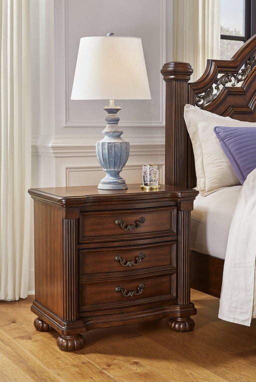 Lavinton Nightstand - Premium Nightstand from Ashley Furniture - Just $249.38! Shop now at Furniture Wholesale Plus  We are the best furniture store in Nashville, Hendersonville, Goodlettsville, Madison, Antioch, Mount Juliet, Lebanon, Gallatin, Springfield, Murfreesboro, Franklin, Brentwood