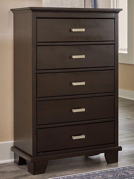 Covetown Chest of Drawers - Premium Chest from Ashley Furniture - Just $289.60! Shop now at Furniture Wholesale Plus  We are the best furniture store in Nashville, Hendersonville, Goodlettsville, Madison, Antioch, Mount Juliet, Lebanon, Gallatin, Springfield, Murfreesboro, Franklin, Brentwood