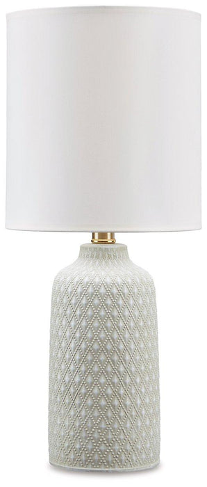 Donnford Lamp Set - Premium Table Lamp Set from Ashley Furniture - Just $106.36! Shop now at Furniture Wholesale Plus  We are the best furniture store in Nashville, Hendersonville, Goodlettsville, Madison, Antioch, Mount Juliet, Lebanon, Gallatin, Springfield, Murfreesboro, Franklin, Brentwood