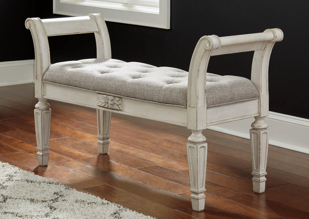 Realyn Accent Bench - Premium Bench from Ashley Furniture - Just $215.60! Shop now at Furniture Wholesale Plus  We are the best furniture store in Nashville, Hendersonville, Goodlettsville, Madison, Antioch, Mount Juliet, Lebanon, Gallatin, Springfield, Murfreesboro, Franklin, Brentwood