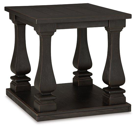 Wellturn End Table - Premium End Table from Ashley Furniture - Just $206.77! Shop now at Furniture Wholesale Plus  We are the best furniture store in Nashville, Hendersonville, Goodlettsville, Madison, Antioch, Mount Juliet, Lebanon, Gallatin, Springfield, Murfreesboro, Franklin, Brentwood