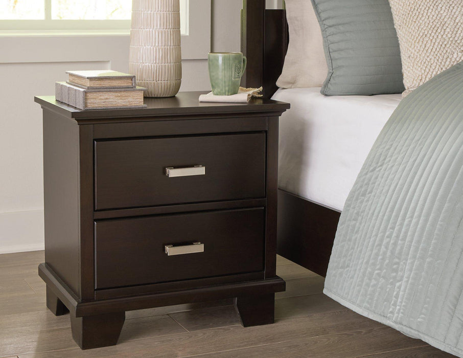 Covetown Bedroom Package - Premium Bedroom Set from Ashley Furniture - Just $663.66! Shop now at Furniture Wholesale Plus  We are the best furniture store in Nashville, Hendersonville, Goodlettsville, Madison, Antioch, Mount Juliet, Lebanon, Gallatin, Springfield, Murfreesboro, Franklin, Brentwood