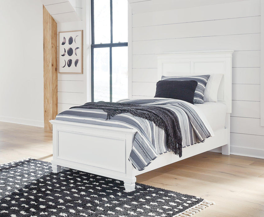 Fortman Bedroom Set - Premium Bedroom Set from Ashley Furniture - Just $1098.08! Shop now at Furniture Wholesale Plus  We are the best furniture store in Nashville, Hendersonville, Goodlettsville, Madison, Antioch, Mount Juliet, Lebanon, Gallatin, Springfield, Murfreesboro, Franklin, Brentwood