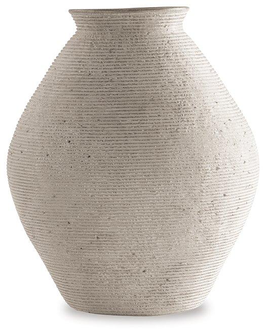 Hannela Vase - Premium Vase from Ashley Furniture - Just $70.83! Shop now at Furniture Wholesale Plus  We are the best furniture store in Nashville, Hendersonville, Goodlettsville, Madison, Antioch, Mount Juliet, Lebanon, Gallatin, Springfield, Murfreesboro, Franklin, Brentwood