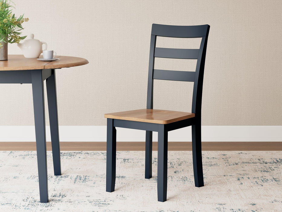 Gesthaven Dining Chair - Premium Dining Chair from Ashley Furniture - Just $82.46! Shop now at Furniture Wholesale Plus  We are the best furniture store in Nashville, Hendersonville, Goodlettsville, Madison, Antioch, Mount Juliet, Lebanon, Gallatin, Springfield, Murfreesboro, Franklin, Brentwood