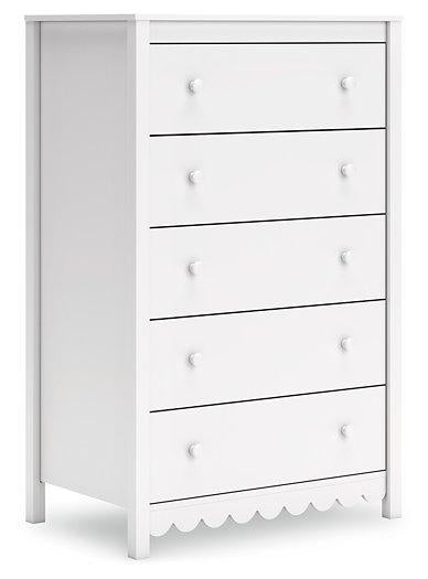 Hallityn Chest of Drawers - Premium Chest from Ashley Furniture - Just $235.47! Shop now at Furniture Wholesale Plus  We are the best furniture store in Nashville, Hendersonville, Goodlettsville, Madison, Antioch, Mount Juliet, Lebanon, Gallatin, Springfield, Murfreesboro, Franklin, Brentwood