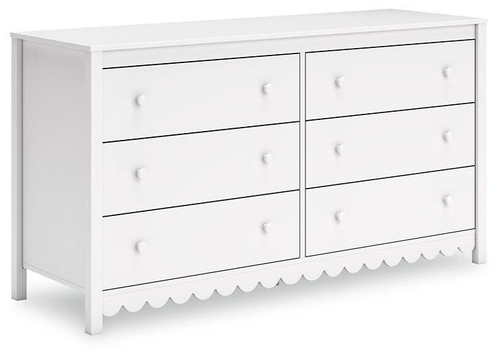 Hallityn Dresser - Premium Dresser from Ashley Furniture - Just $294.29! Shop now at Furniture Wholesale Plus  We are the best furniture store in Nashville, Hendersonville, Goodlettsville, Madison, Antioch, Mount Juliet, Lebanon, Gallatin, Springfield, Murfreesboro, Franklin, Brentwood