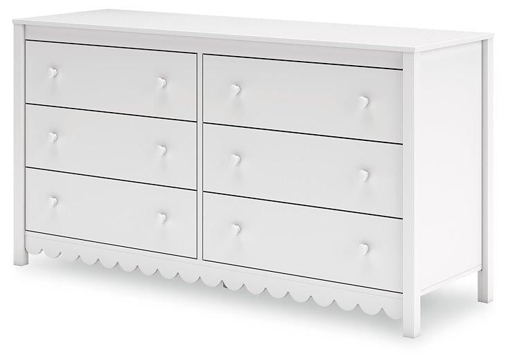 Hallityn Dresser - Premium Dresser from Ashley Furniture - Just $294.29! Shop now at Furniture Wholesale Plus  We are the best furniture store in Nashville, Hendersonville, Goodlettsville, Madison, Antioch, Mount Juliet, Lebanon, Gallatin, Springfield, Murfreesboro, Franklin, Brentwood