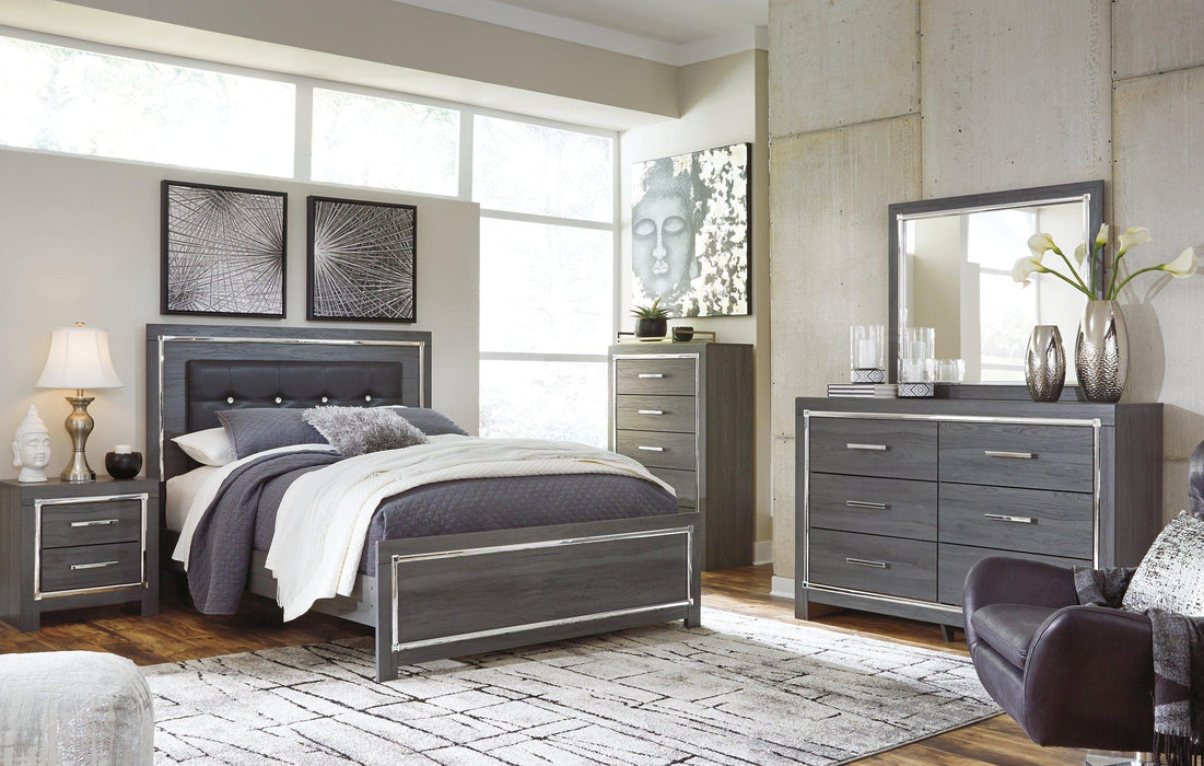 Lodanna Dresser - Premium Dresser from Ashley Furniture - Just $396.20! Shop now at Furniture Wholesale Plus  We are the best furniture store in Nashville, Hendersonville, Goodlettsville, Madison, Antioch, Mount Juliet, Lebanon, Gallatin, Springfield, Murfreesboro, Franklin, Brentwood