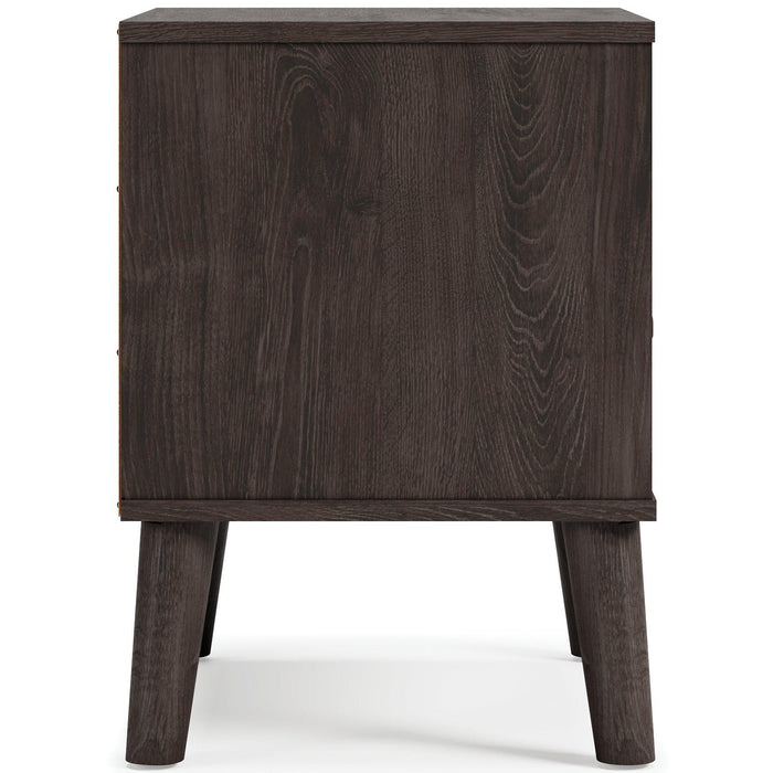 Piperton Nightstand - Premium Nightstand from Ashley Furniture - Just $88.94! Shop now at Furniture Wholesale Plus  We are the best furniture store in Nashville, Hendersonville, Goodlettsville, Madison, Antioch, Mount Juliet, Lebanon, Gallatin, Springfield, Murfreesboro, Franklin, Brentwood