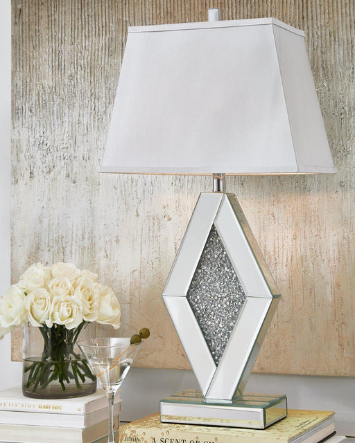 Prunella Table Lamp - Premium Table Lamp from Ashley Furniture - Just $125.56! Shop now at Furniture Wholesale Plus  We are the best furniture store in Nashville, Hendersonville, Goodlettsville, Madison, Antioch, Mount Juliet, Lebanon, Gallatin, Springfield, Murfreesboro, Franklin, Brentwood