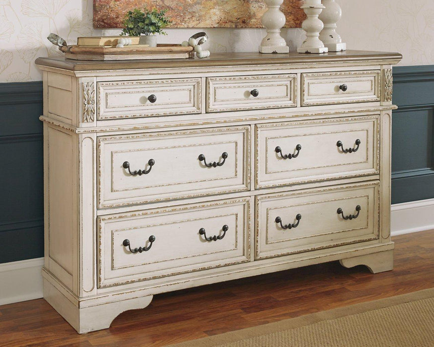 Realyn Dresser - Premium Dresser from Ashley Furniture - Just $663.66! Shop now at Furniture Wholesale Plus  We are the best furniture store in Nashville, Hendersonville, Goodlettsville, Madison, Antioch, Mount Juliet, Lebanon, Gallatin, Springfield, Murfreesboro, Franklin, Brentwood