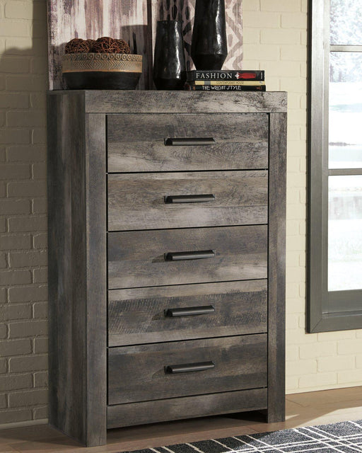 Wynnlow Chest of Drawers - Premium Chest from Ashley Furniture - Just $345.91! Shop now at Furniture Wholesale Plus  We are the best furniture store in Nashville, Hendersonville, Goodlettsville, Madison, Antioch, Mount Juliet, Lebanon, Gallatin, Springfield, Murfreesboro, Franklin, Brentwood