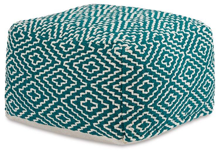 Brynnsen Pouf - Premium Pouf from Ashley Furniture - Just $74.47! Shop now at Furniture Wholesale Plus  We are the best furniture store in Nashville, Hendersonville, Goodlettsville, Madison, Antioch, Mount Juliet, Lebanon, Gallatin, Springfield, Murfreesboro, Franklin, Brentwood