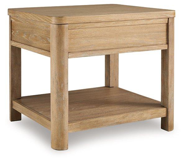 Rencott End Table - Premium End Table from Ashley Furniture - Just $189.12! Shop now at Furniture Wholesale Plus  We are the best furniture store in Nashville, Hendersonville, Goodlettsville, Madison, Antioch, Mount Juliet, Lebanon, Gallatin, Springfield, Murfreesboro, Franklin, Brentwood